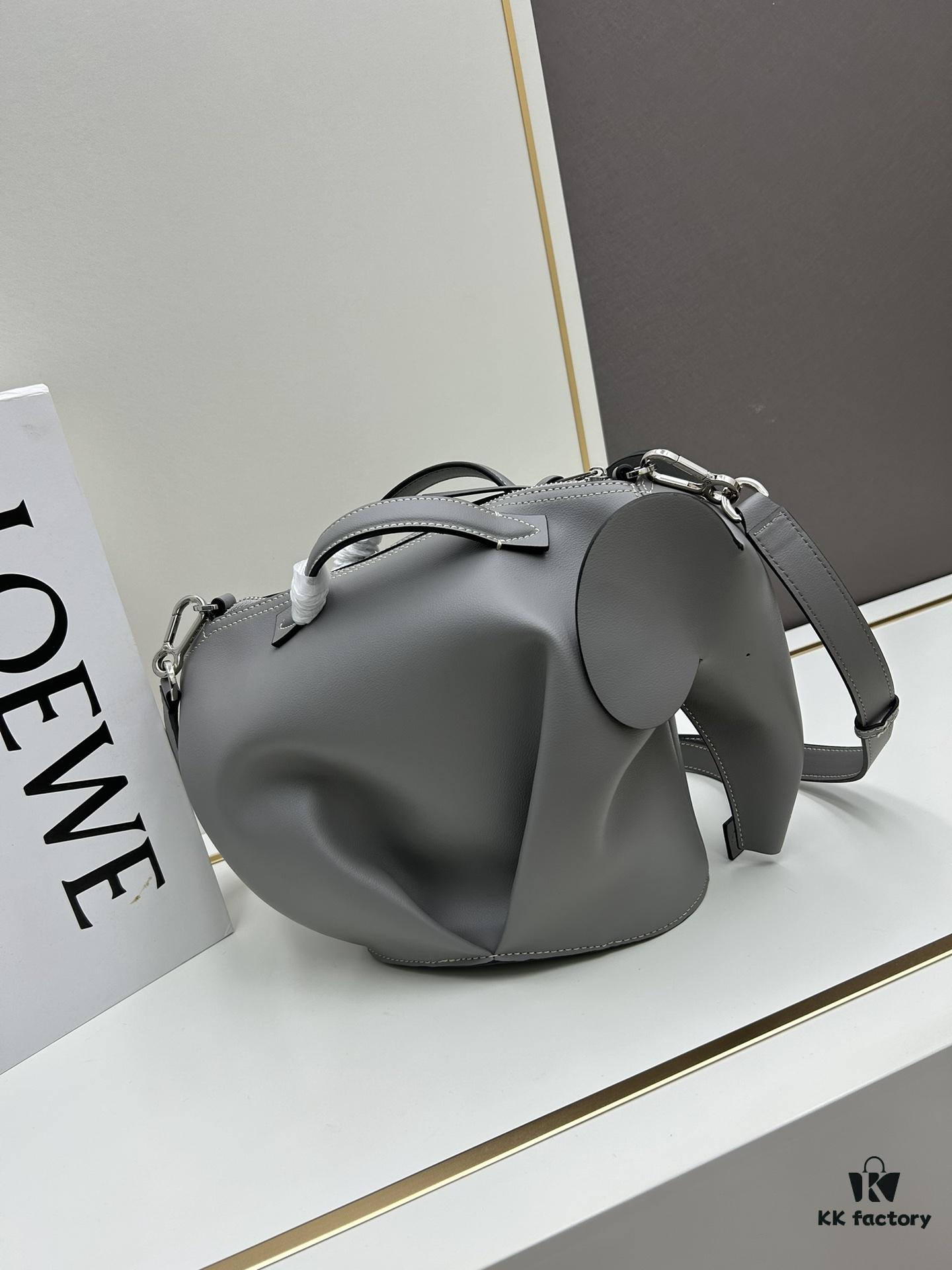 Loewe🌟 Classic Calfskin Elephant Handbag Arrived👏