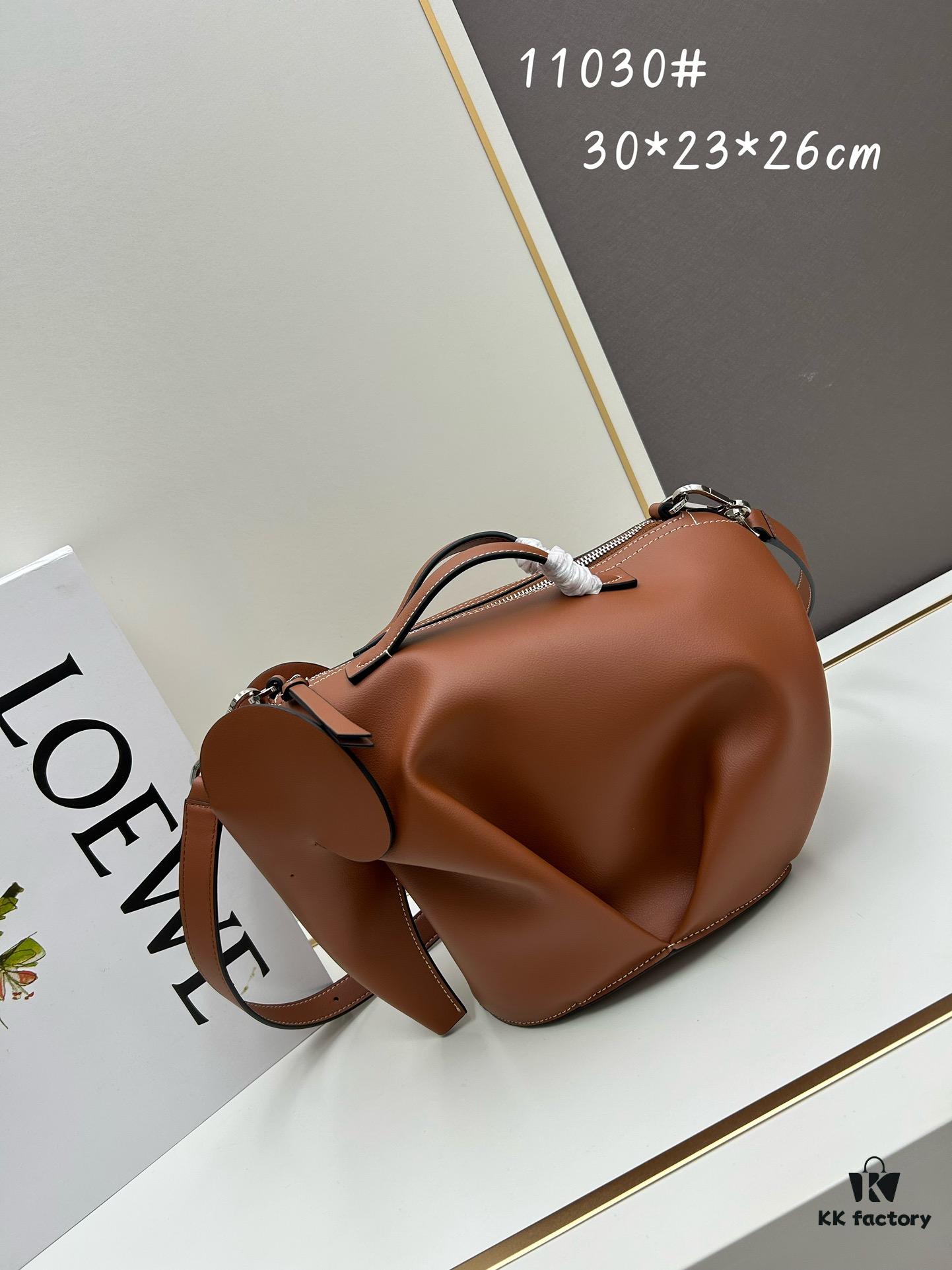 Loewe🌟 Classic Calfskin Elephant Handbag Arrived👏