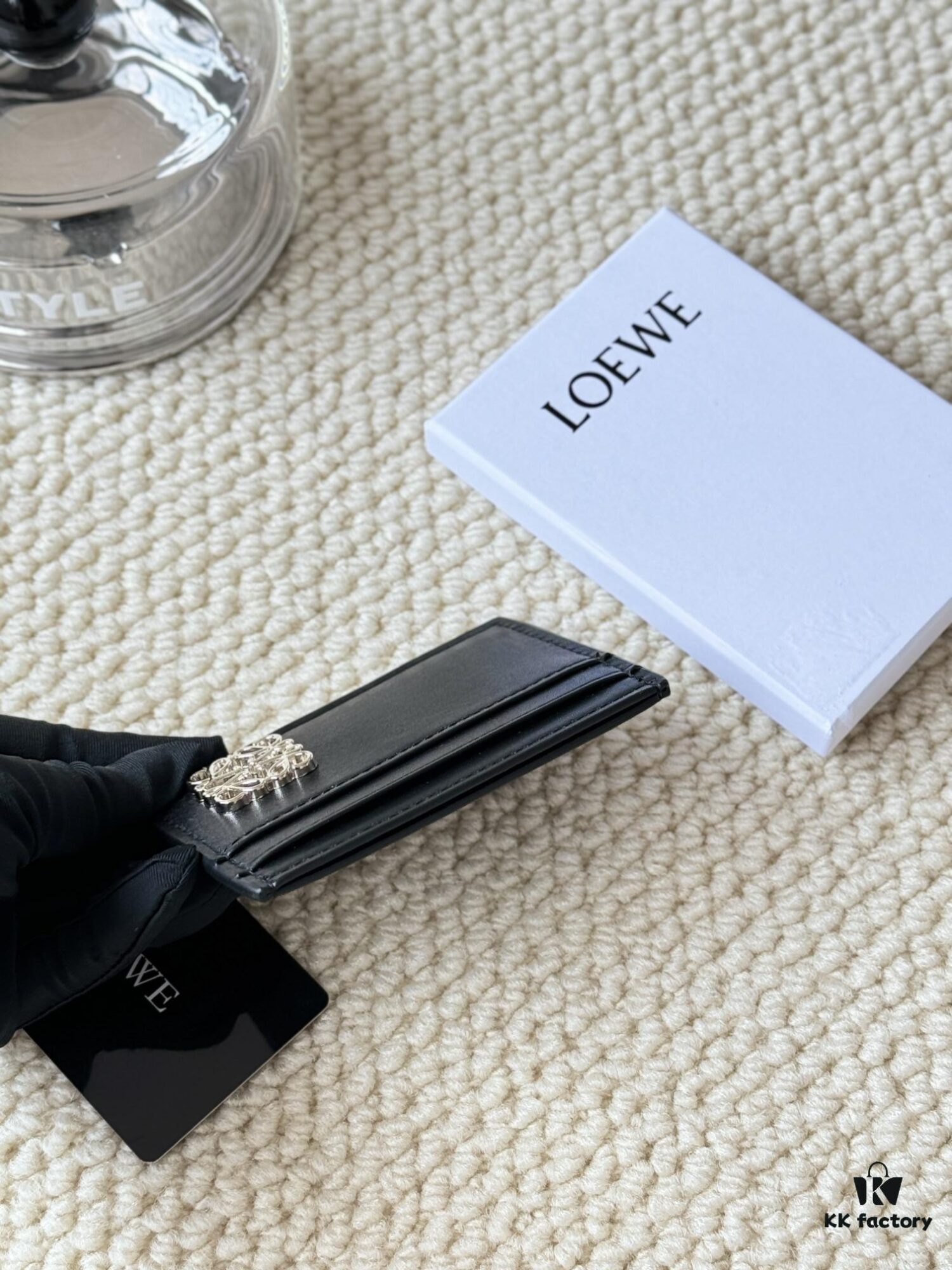 Loewe New Arrival Card Holder Restock! Metal Logo Version Now Available