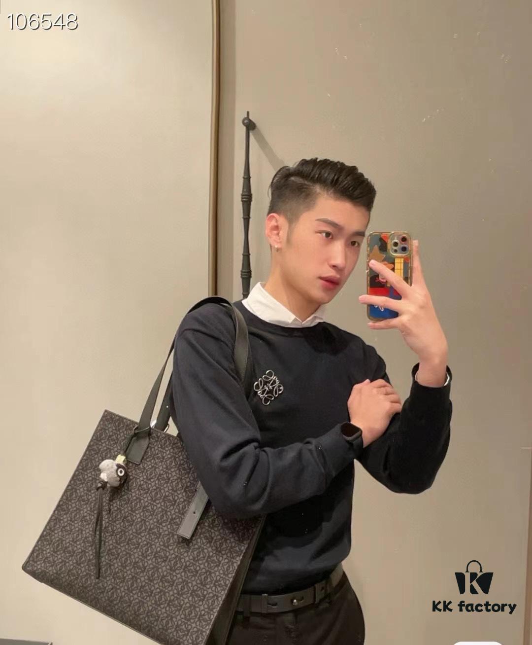 Leather and Fabric Loewe Buckle Tote Bag