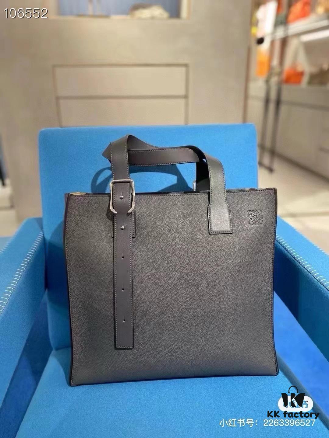 Loewe Buckle Tote Bag, New Zippered Version Men's Tote Bag Model 3050A