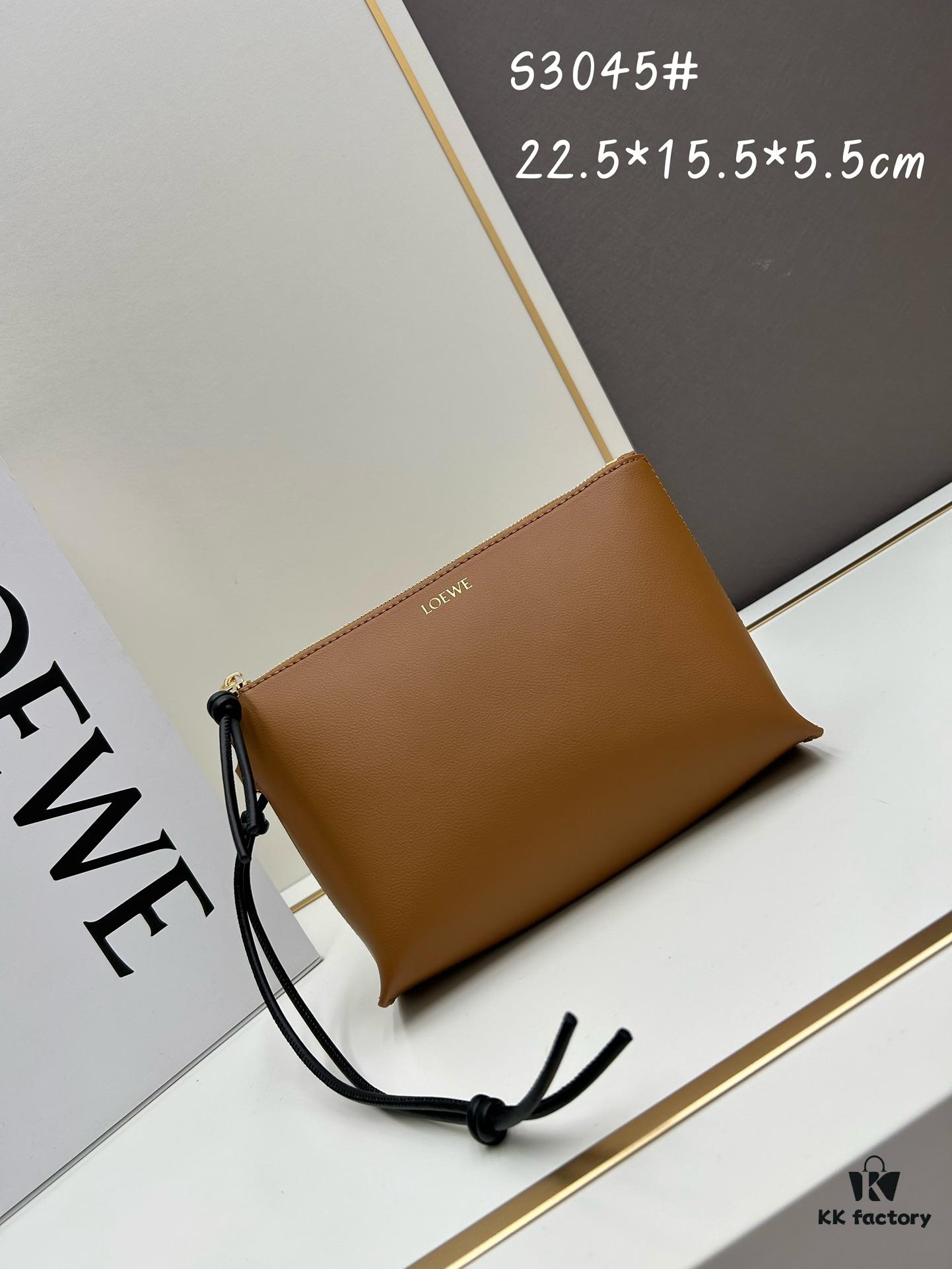 2024 New Arrival Knot T Shiny Nappa Leather Clutch Bag Model S3045