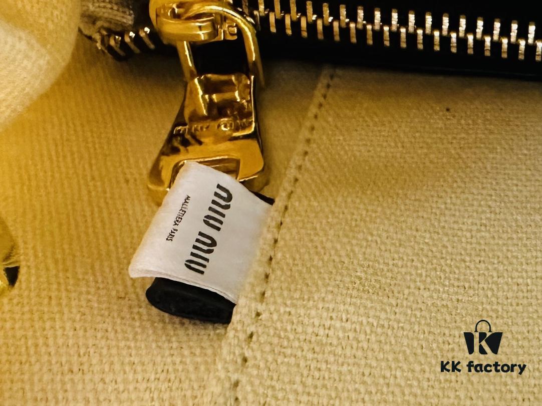 New Arrival Miu Miu Rattan Bag – Perfect for Everyday Use