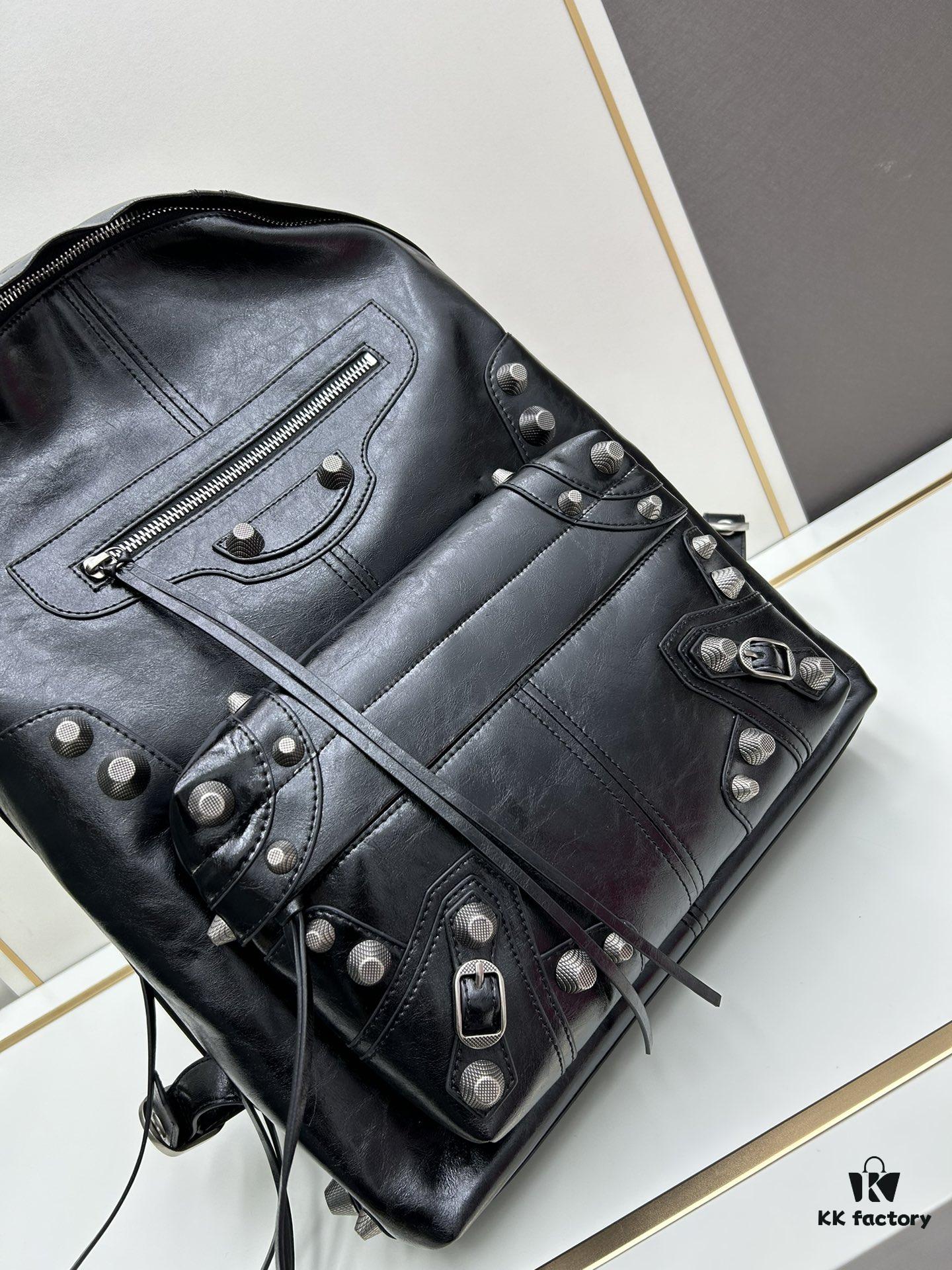 Genuine Leather Ba1enciaga Le Cagole Studs Backpack – A Stylish Accessory That Elevates Your Entire Outfit