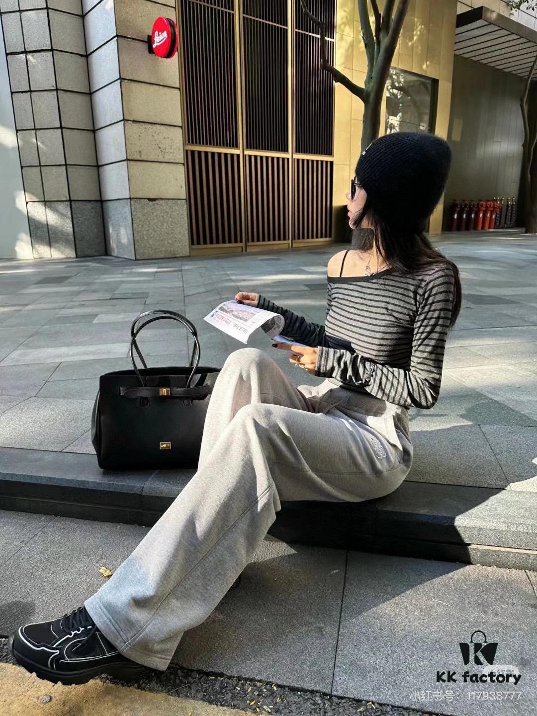 Vlog 🛍️ Details | Balenciaga Bel Air, Simple and Stylish