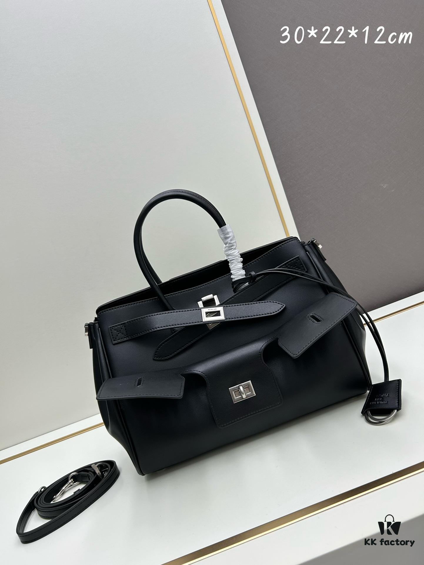 Vlog 🛍️ Details | Balenciaga Bel Air, Simple and Stylish