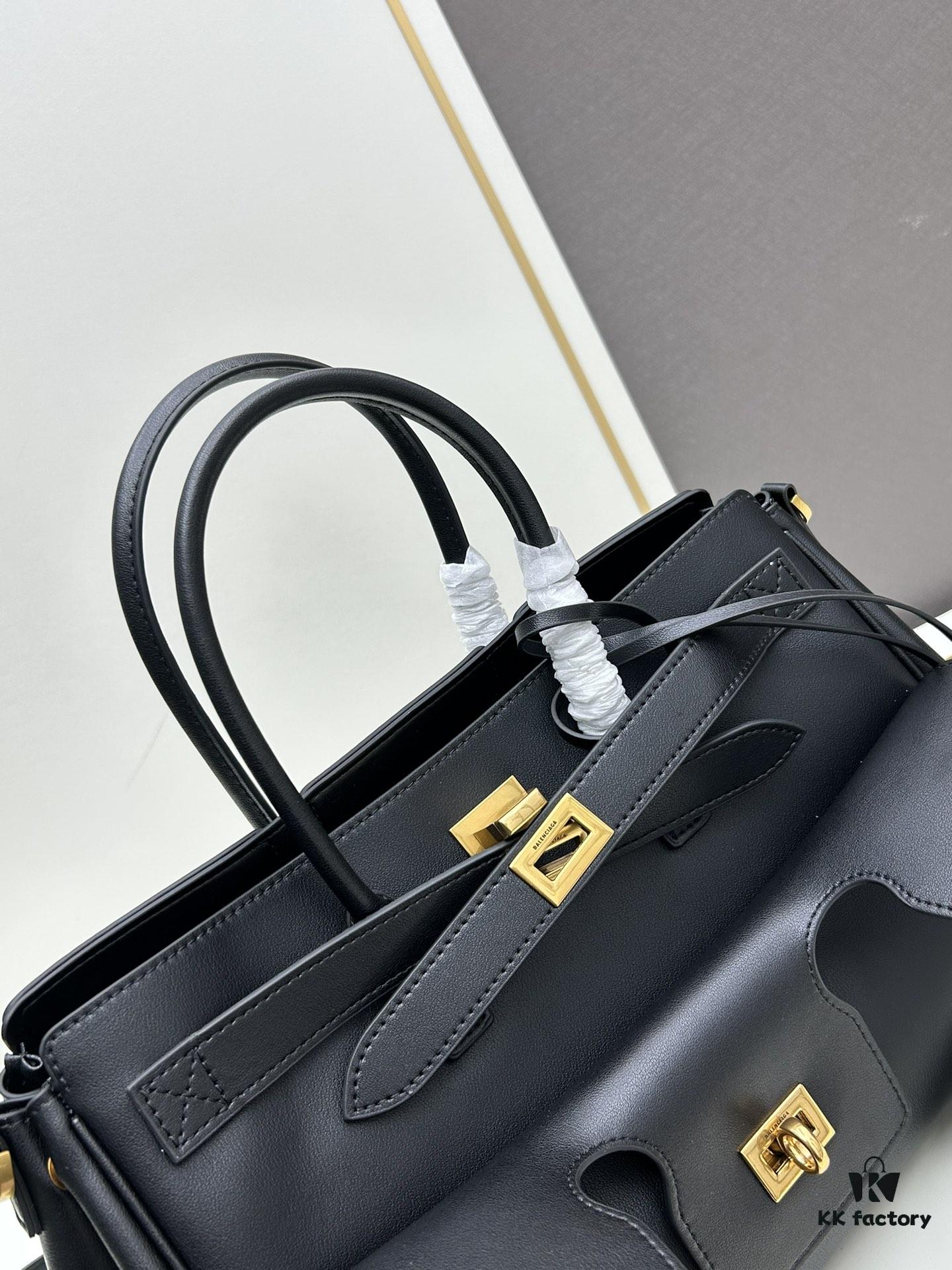 Vlog 🛍️ Details | Balenciaga Bel Air Minimalist and Stylish