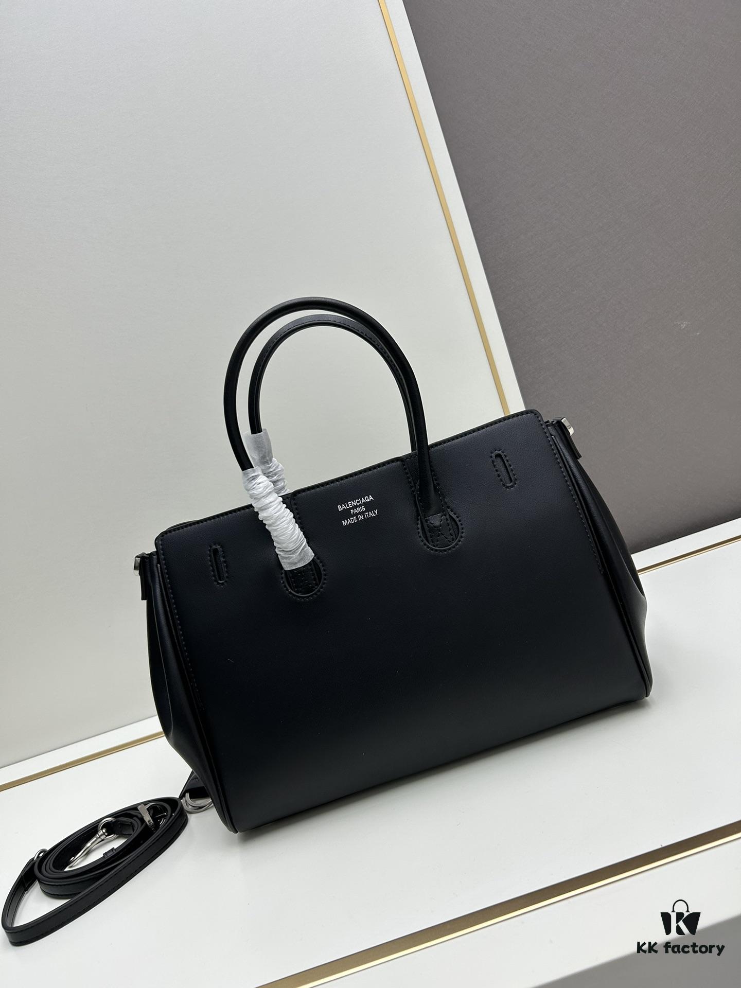 Vlog 🛍️ Details | Balenciaga Bel Air Minimalist and Stylish