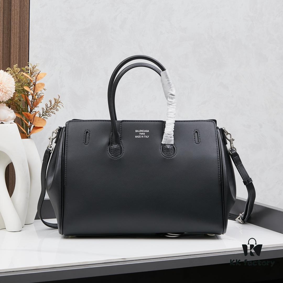 Vlog 🛍️ Details | Balenciaga Bel Air Minimalist and Stylish