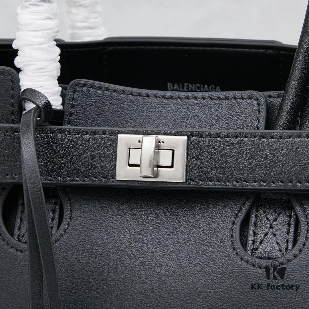 Vlog 🛍️ Details | Balenciaga Bel Air Minimalist and Stylish