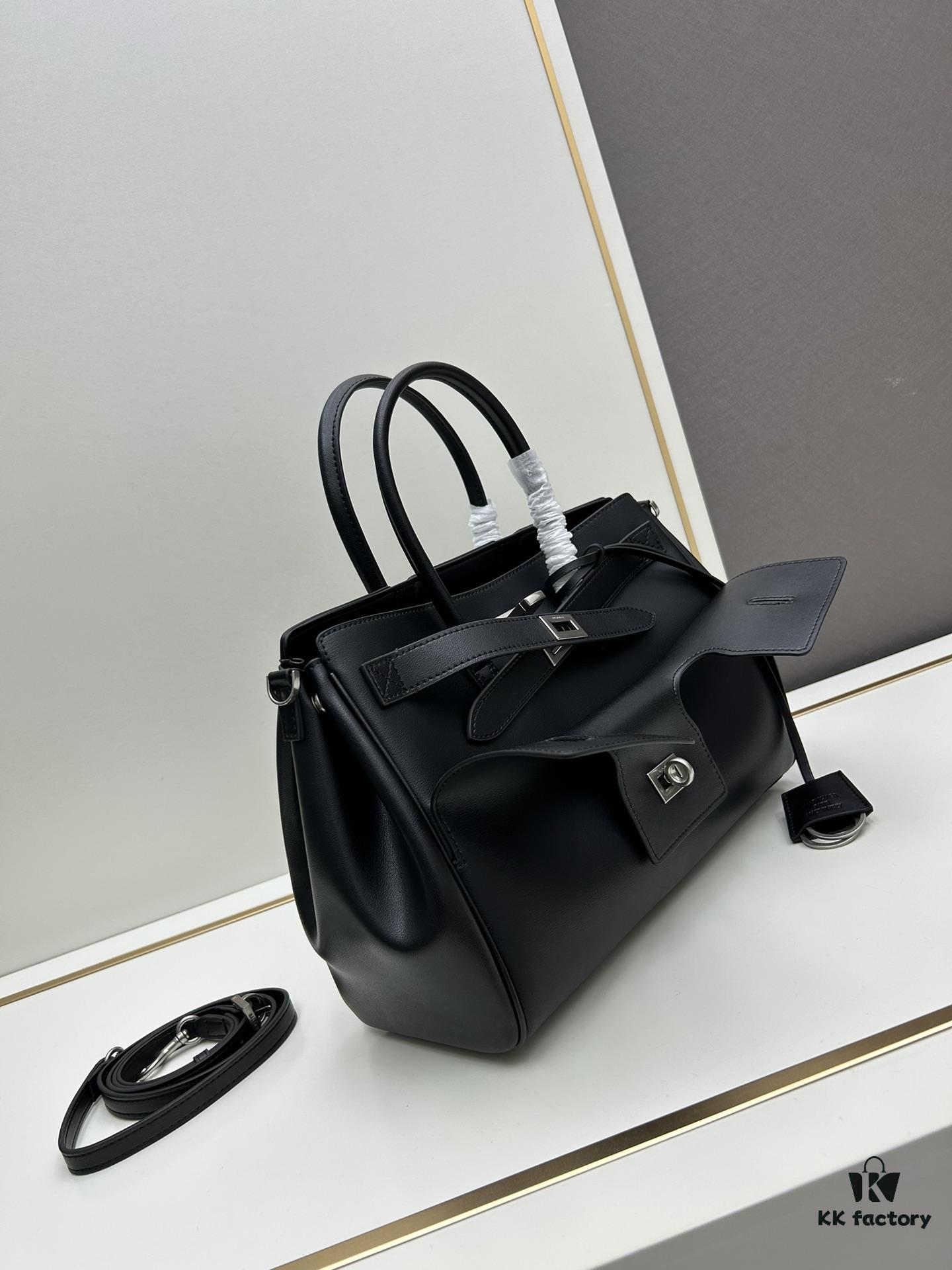 Vlog 🛍️ Details | Balenciaga Bel Air Minimalist and Stylish