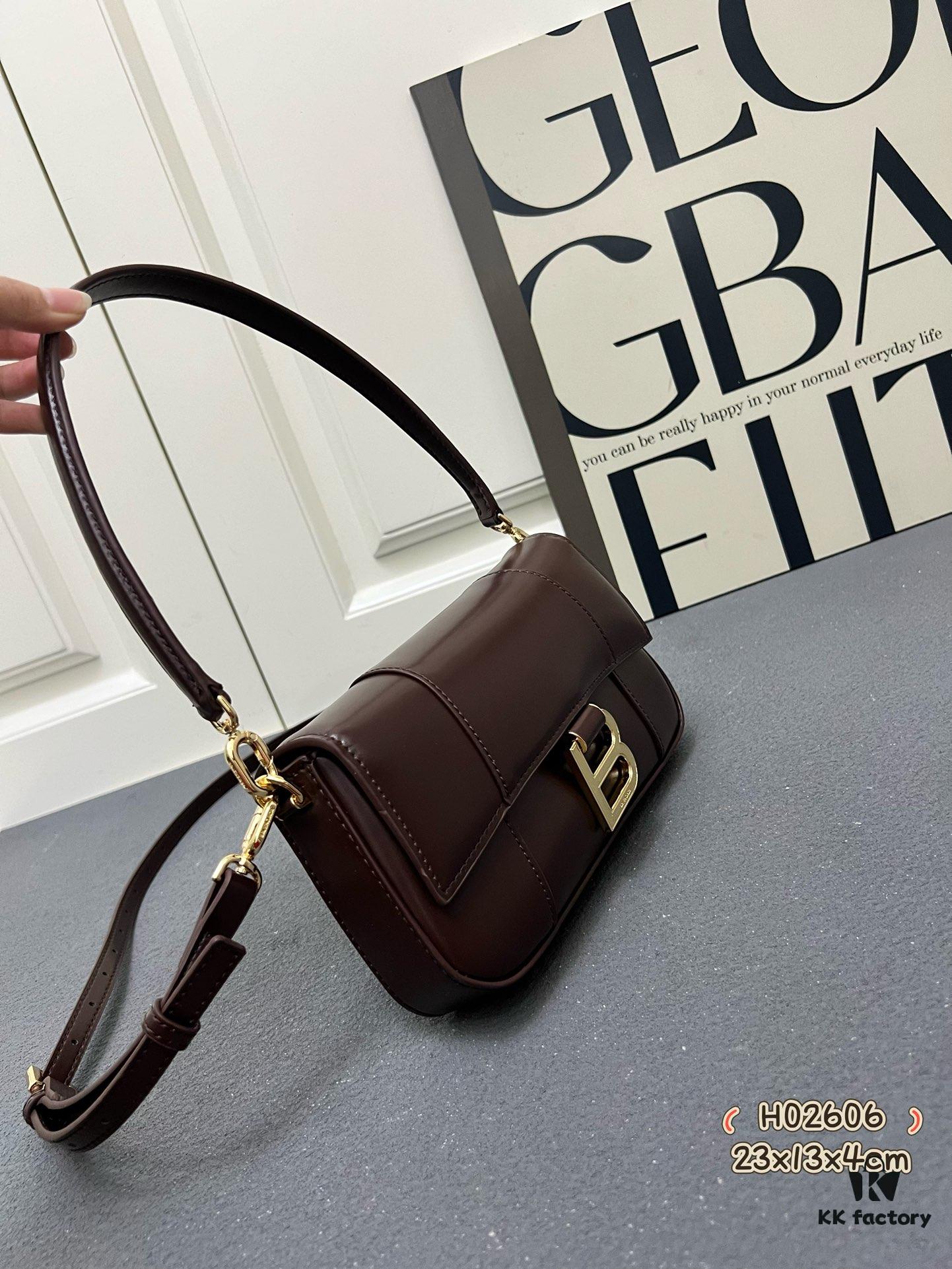 Genuine Top-Layer Cowhide Leather Bag 🎁 Balenciaga Paris, Size 23x13x4cm, 2025 New Arrival Niche Style Handbag 🛍️ Essential for Early Risers