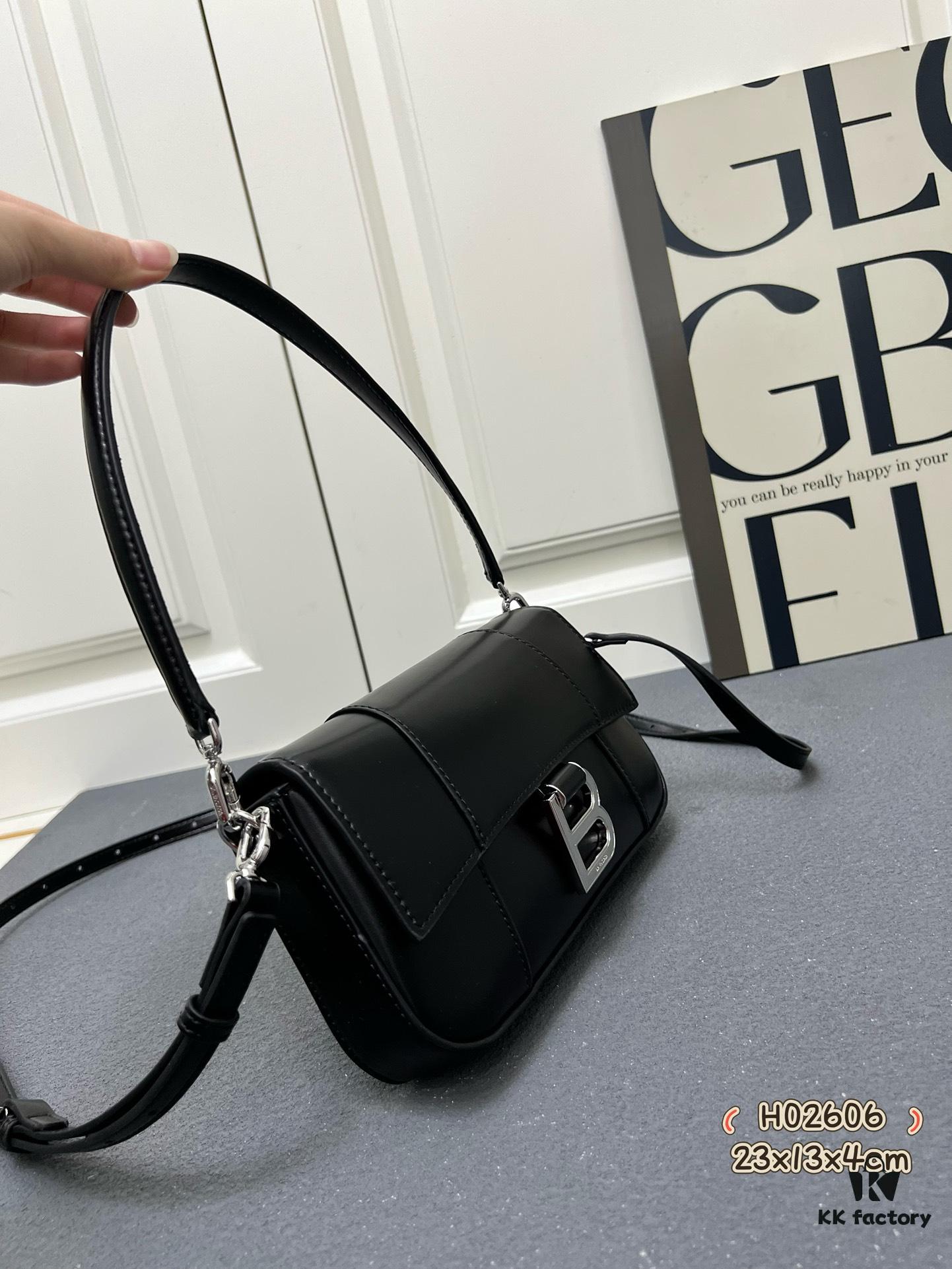 Top Layer Cowhide Balenciaga Paris, 23x13x4cm, 2025 New Arrival Niche Bag, Essential for Early Risers