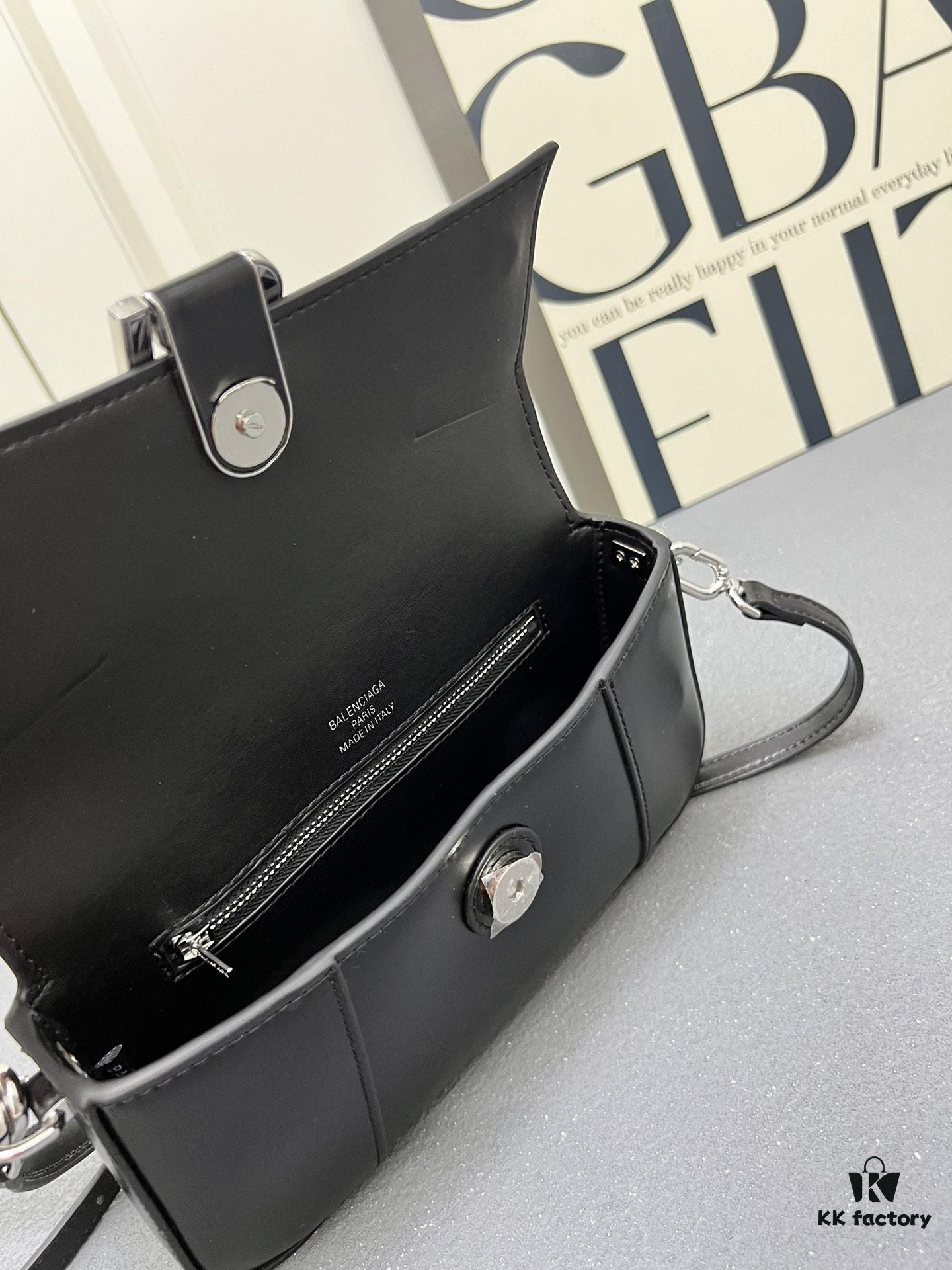 Top Layer Cowhide Balenciaga Paris, 23x13x4cm, 2025 New Arrival Niche Bag, Essential for Early Risers