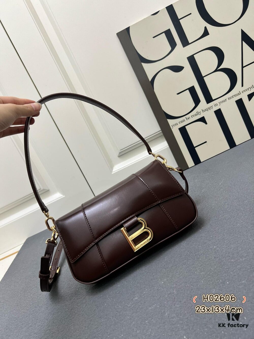 Genuine Top-Layer Cowhide Leather Bag 🎁 Balenciaga Paris, Size 23x13x4cm, 2025 New Arrival Niche Style Handbag 🛍️ Essential for Early Risers