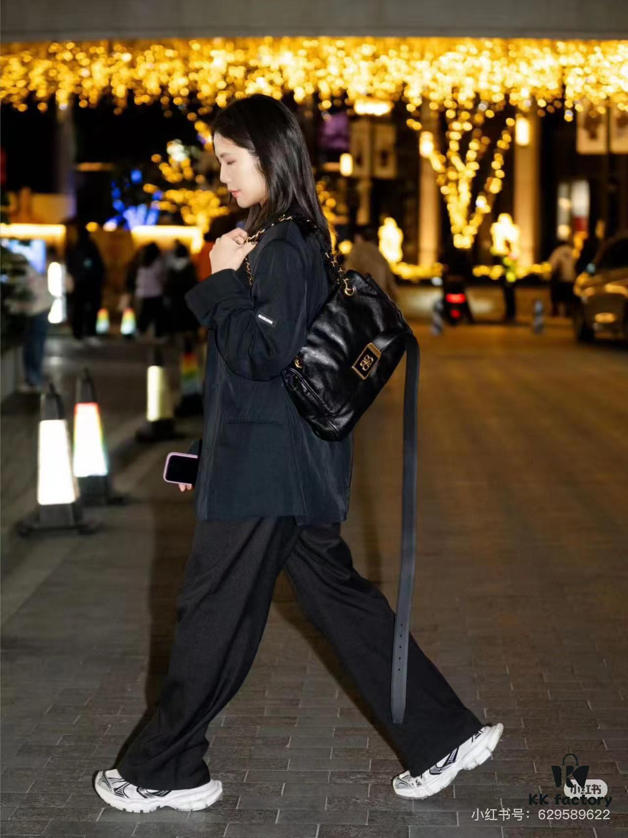 Large Size Luxury Commuter Bag 💜 MODU FLAP CHAIN BAG in Imported Full-Grain Leather