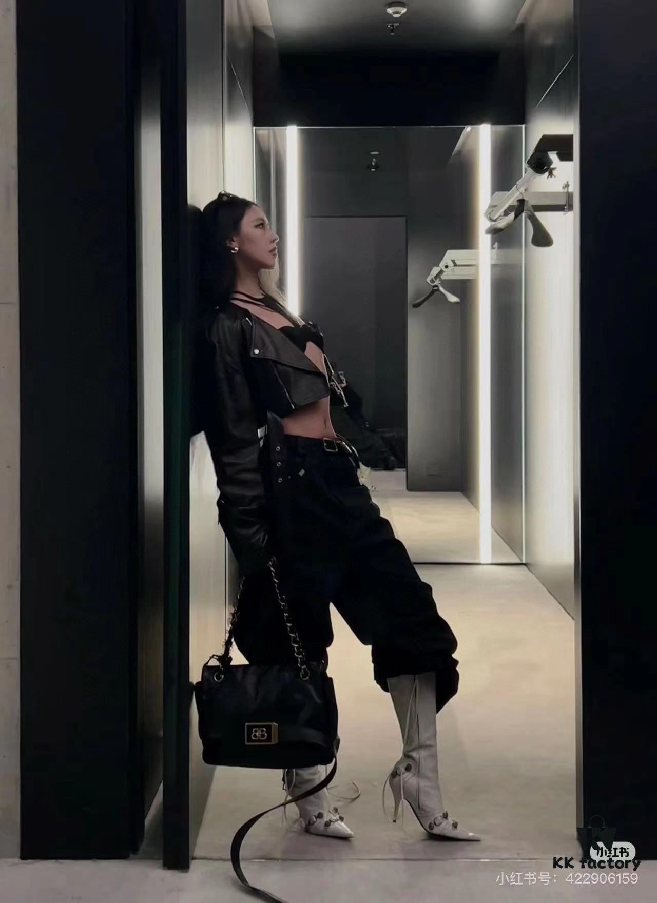 Large Size Luxury Commuter Bag 💜 MODU FLAP CHAIN BAG in Imported Full-Grain Leather