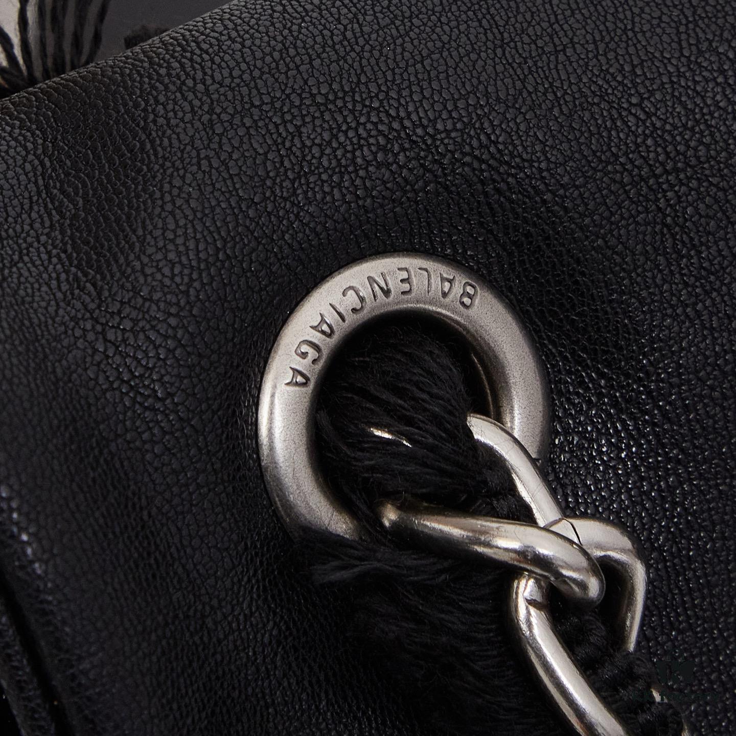 Small Size 💰 Premium Commuter Bag 💜 A Cool Item Worth Having, Made of Imported Full-Grain Leather