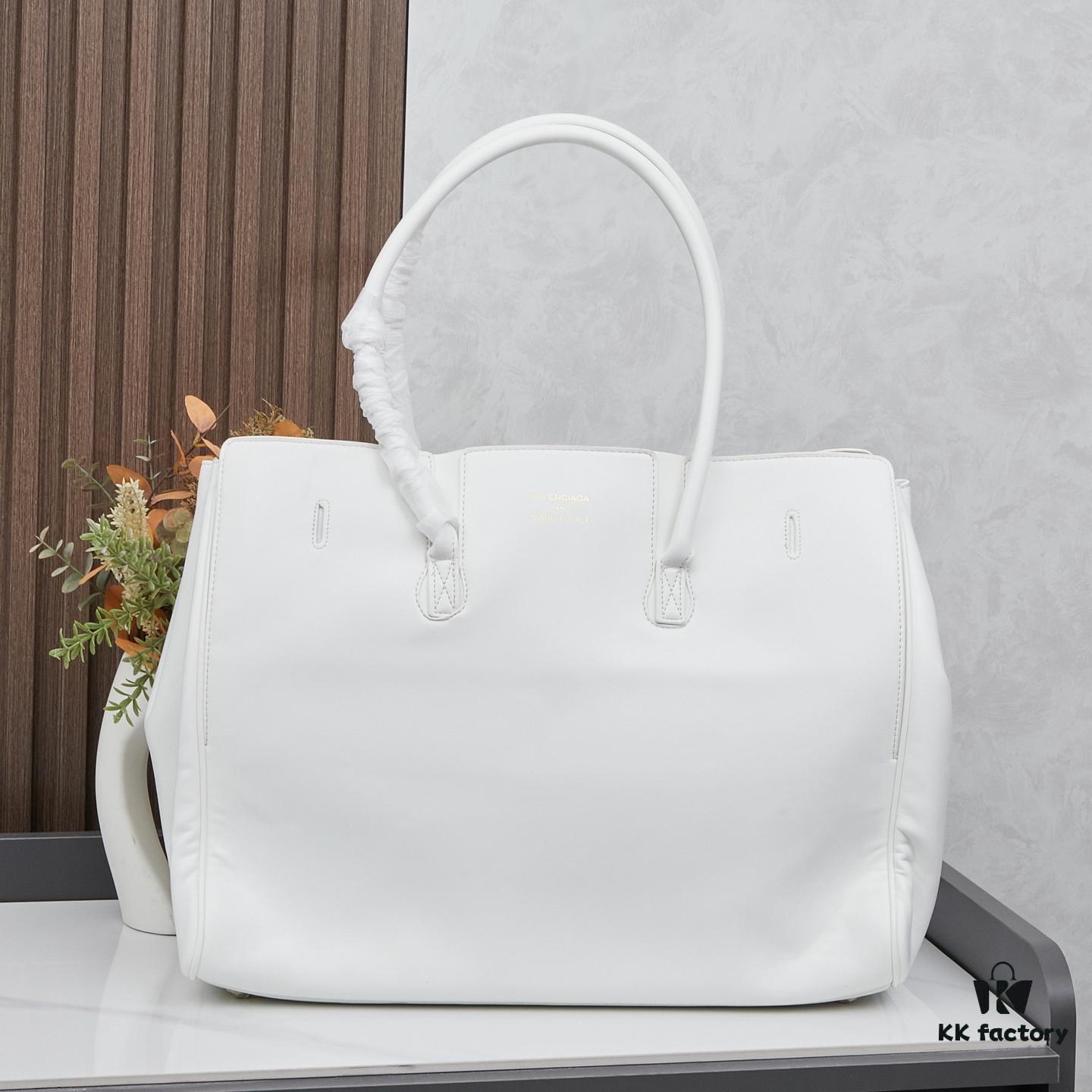 Large Size BALENCIAGA 2025 Belair Carry All Handbag