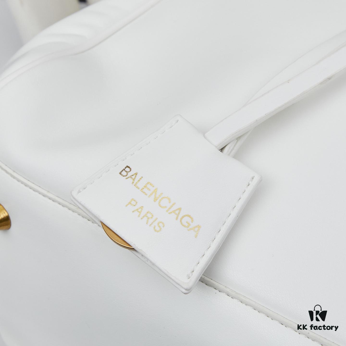 Large Size BALENCIAGA 2025 Belair Carry All Handbag