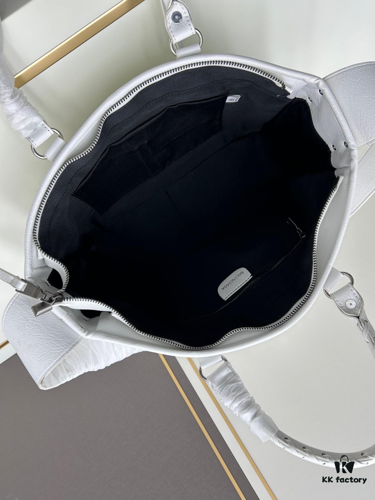 Street King! Balenciaga-style Motorcycle Bag with Studs