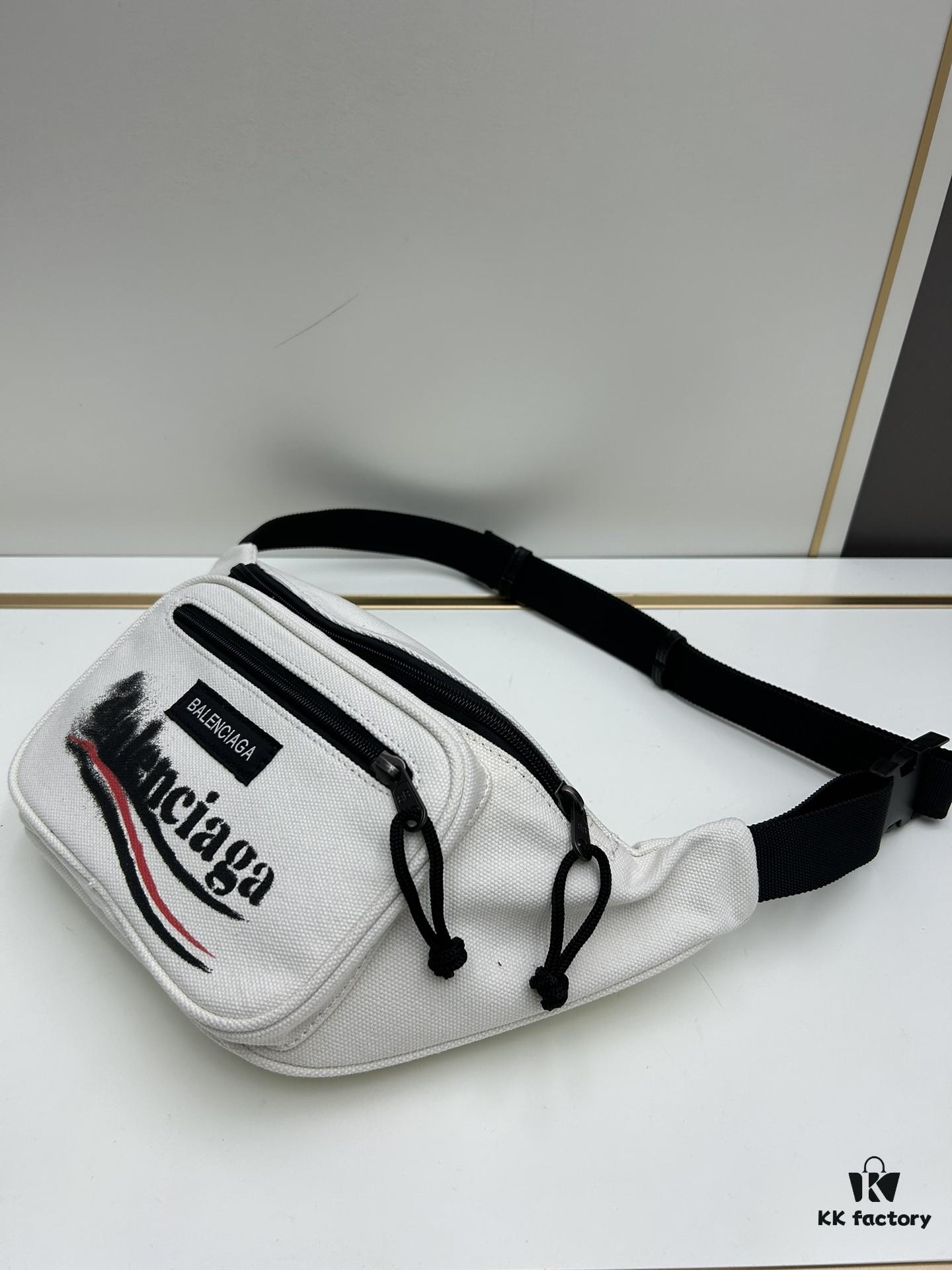 Balenciaga Fashion Waist Bag Makes You the Street Style Star