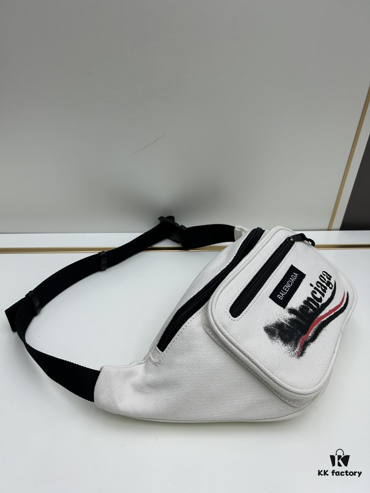 Balenciaga Fashion Waist Bag Makes You the Street Style Star