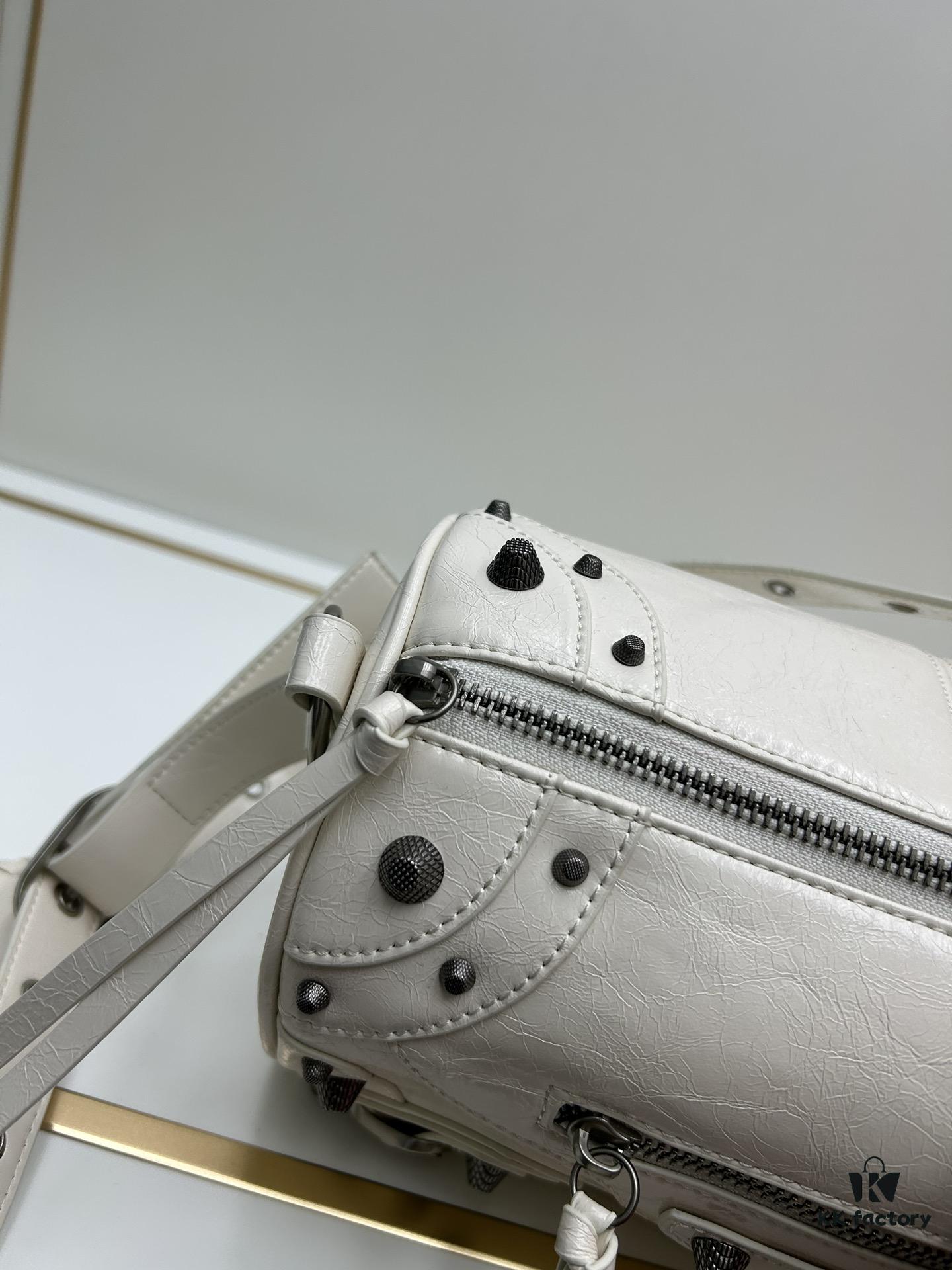 Balenciaga Cagole Duffle Bag – The Perfect Mini Pillow Bag, Stylish and Versatile