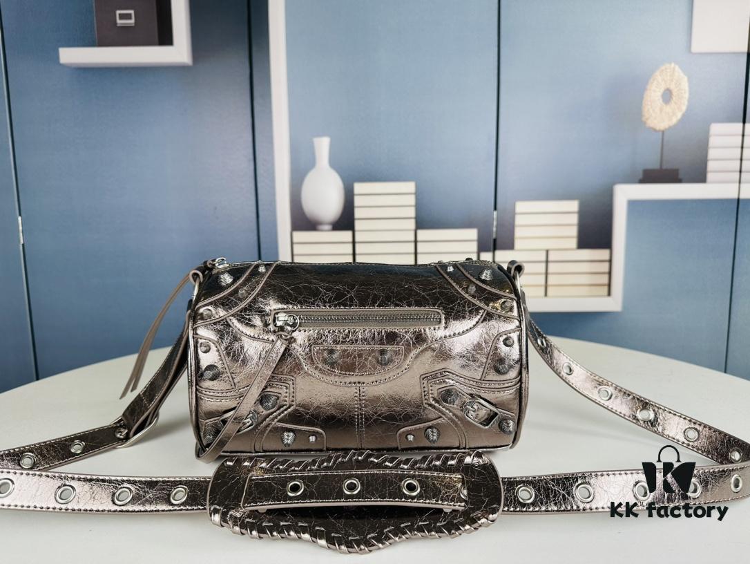 Balenciaga Cagole Duffle Bag – The Perfect Mini Pillow Bag, Adjustable for Crossbody, Shoulder, or Underarm Carry