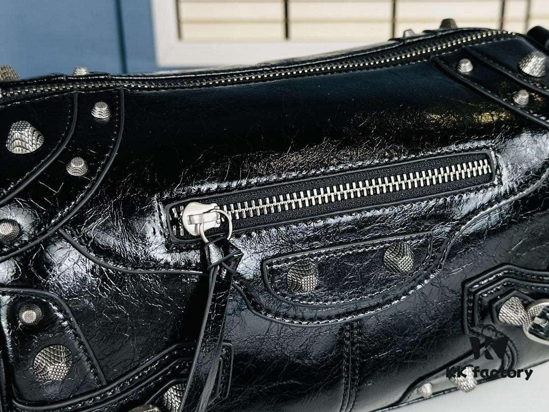 Balenciaga Cagole Duffle Bag – The Perfect Mini Pillow Bag, Adjustable for Crossbody, Shoulder, or Handheld Wear