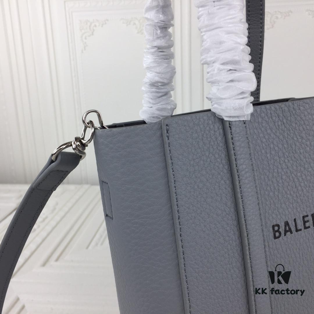 Balenciaga B. Everyday Tote Bag Mini Size – New Arrival, Stylish and Practical, Made from Italian Imported Calfskin Leather