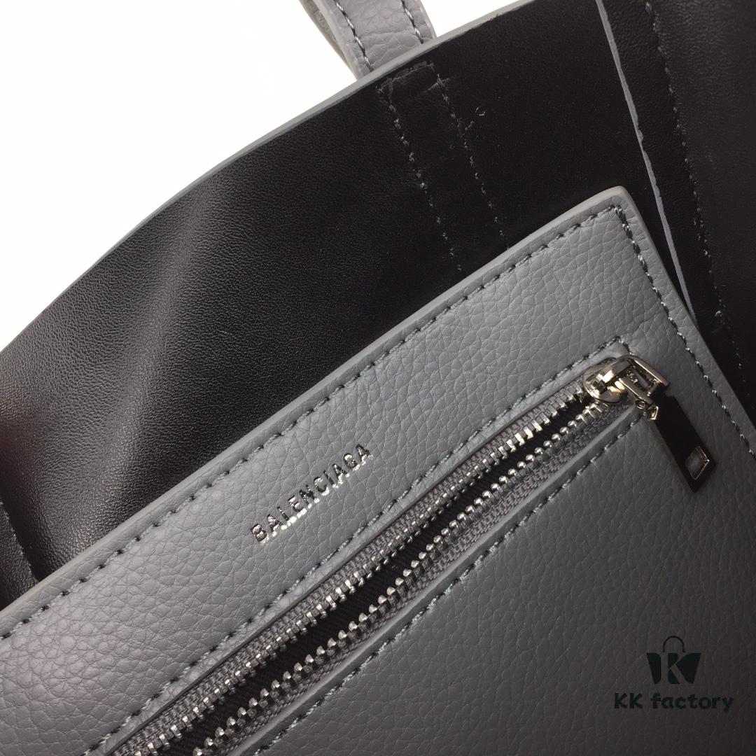 Balenciaga B. Everyday Tote Bag Mini Size – New Arrival, Stylish and Practical, Made from Italian Imported Calfskin Leather