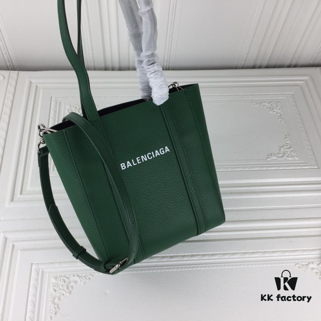 Balenciaga B. Everyday Tote Mini Size – New Arrival, Stylish and Practical, Made from Italian Imported Calfskin Leather