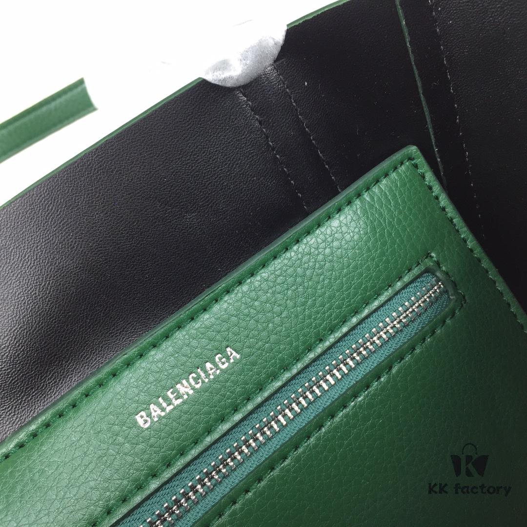 Balenciaga B. Everyday Tote Mini Size – New Arrival, Stylish and Practical, Made from Italian Imported Calfskin Leather
