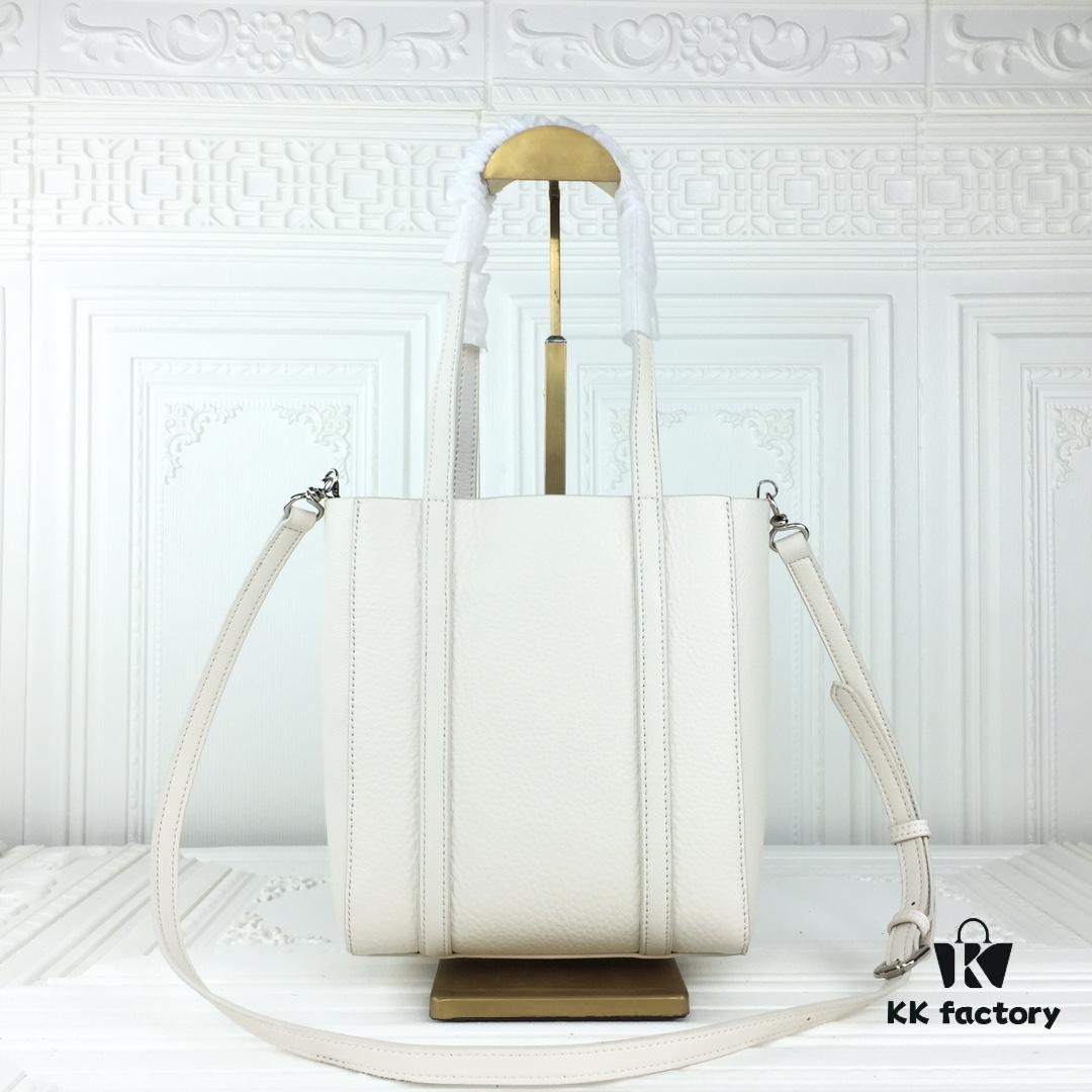 Balenciaga B. Everyday Tote Bag Small Size – New Arrival, Stylish and Practical, Made from Italian Imported Calfskin Leather