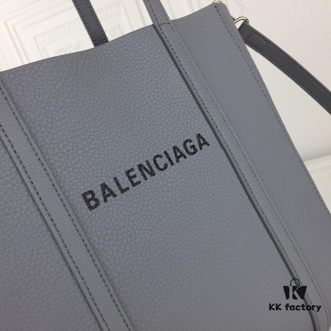 Balenciaga B. Everyday Tote Bag Large Size – New Arrival, Stylish and Practical, Made from Italian Imported Calfskin Leather