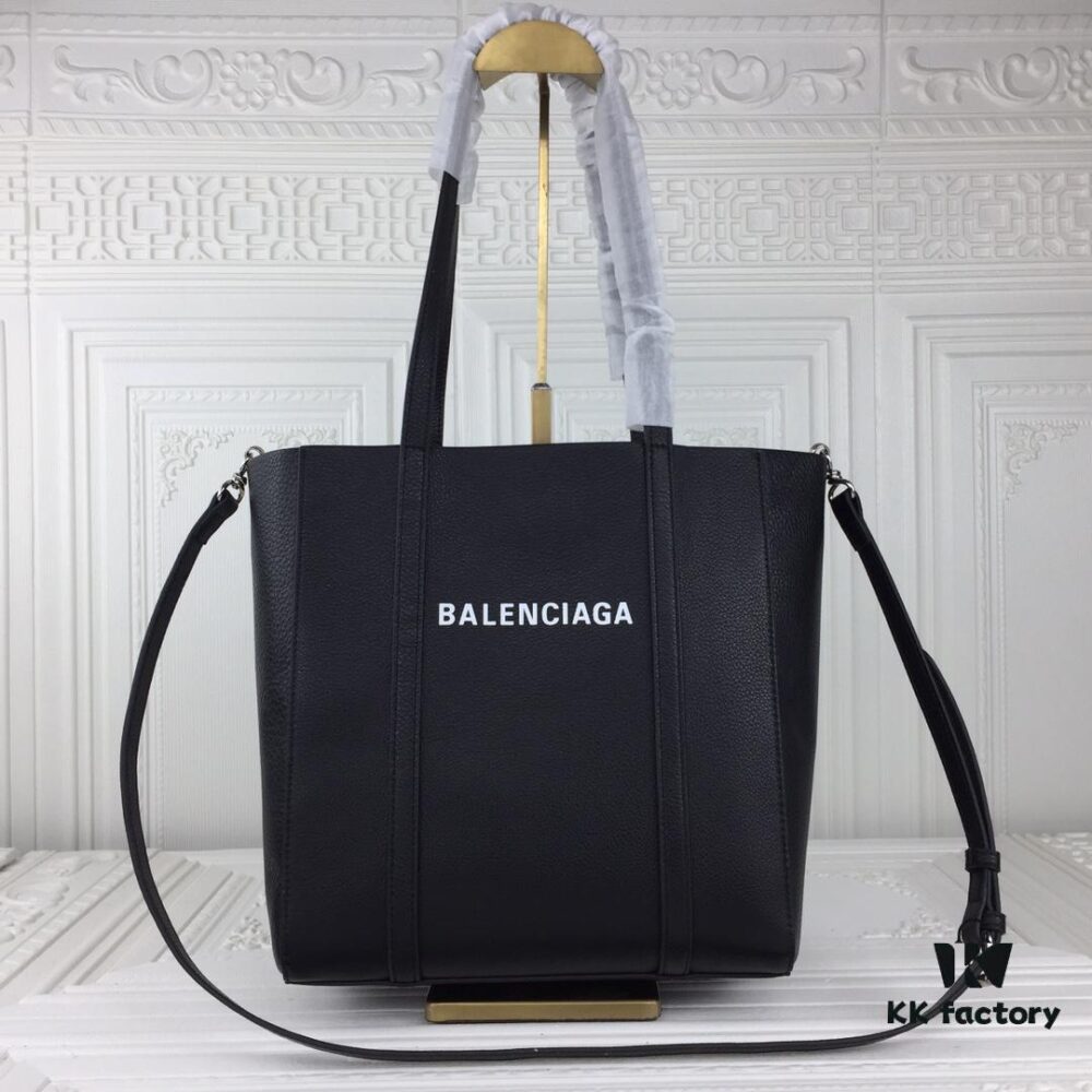 Balenciaga B. Everyday Tote Bag Large Size – New Arrival, Stylish and Practical