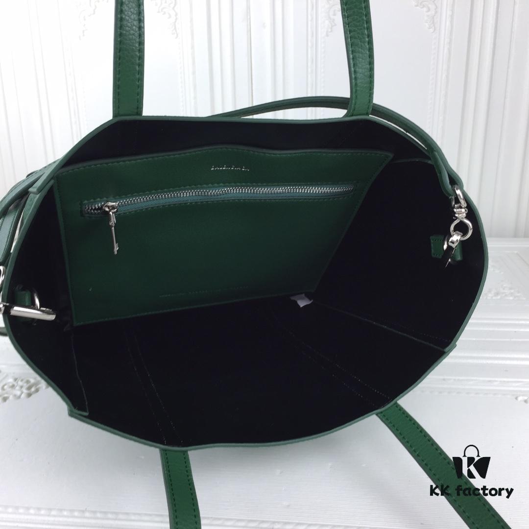 Balenciaga B. Everyday Tote Bag Large Size – New Arrival, Stylish and Practical, Made from Italian Imported Calfskin Leather