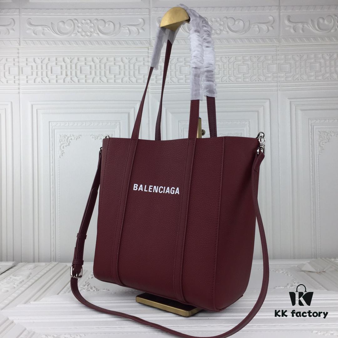 Balenciaga B. Everyday Tote Bag Large Size – New Arrival, Stylish and Practical, Made from Italian Imported Calfskin