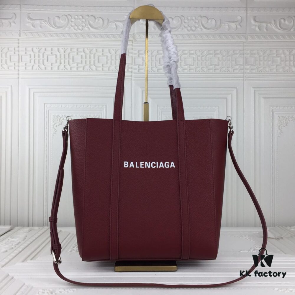 Balenciaga B. Everyday Tote Bag Large Size – New Arrival, Stylish and Practical, Made from Italian Imported Calfskin