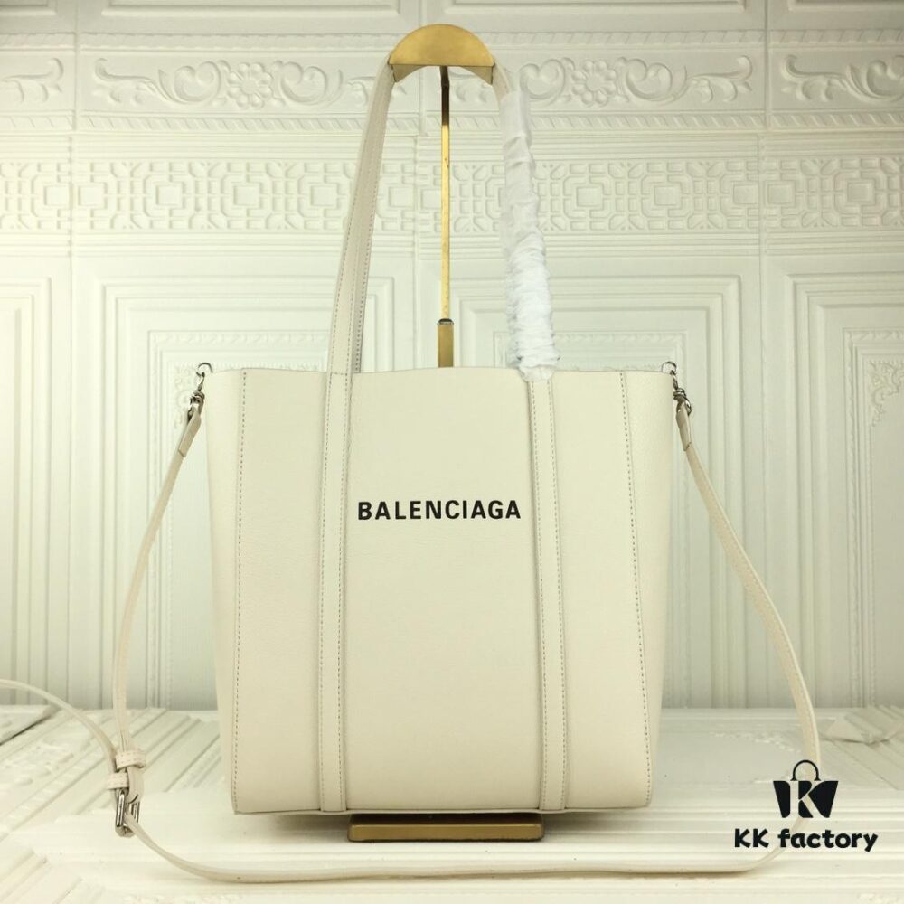 Balenciaga B. Everyday Tote Bag Large Size New Arrival