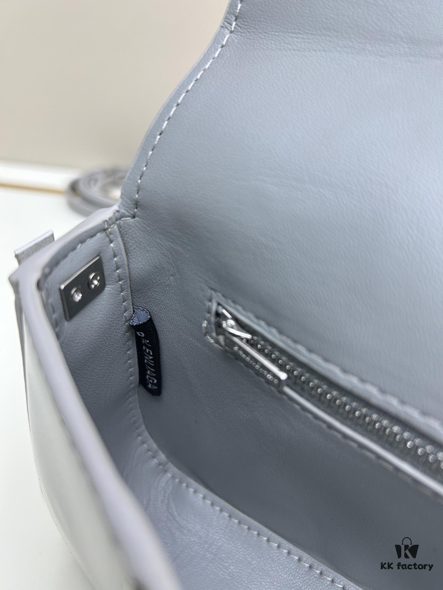 Balenciaga H02606, 23x13x4cm, Full-Grain Leather, 2025 New Arrival Rare Bag with Gift Box