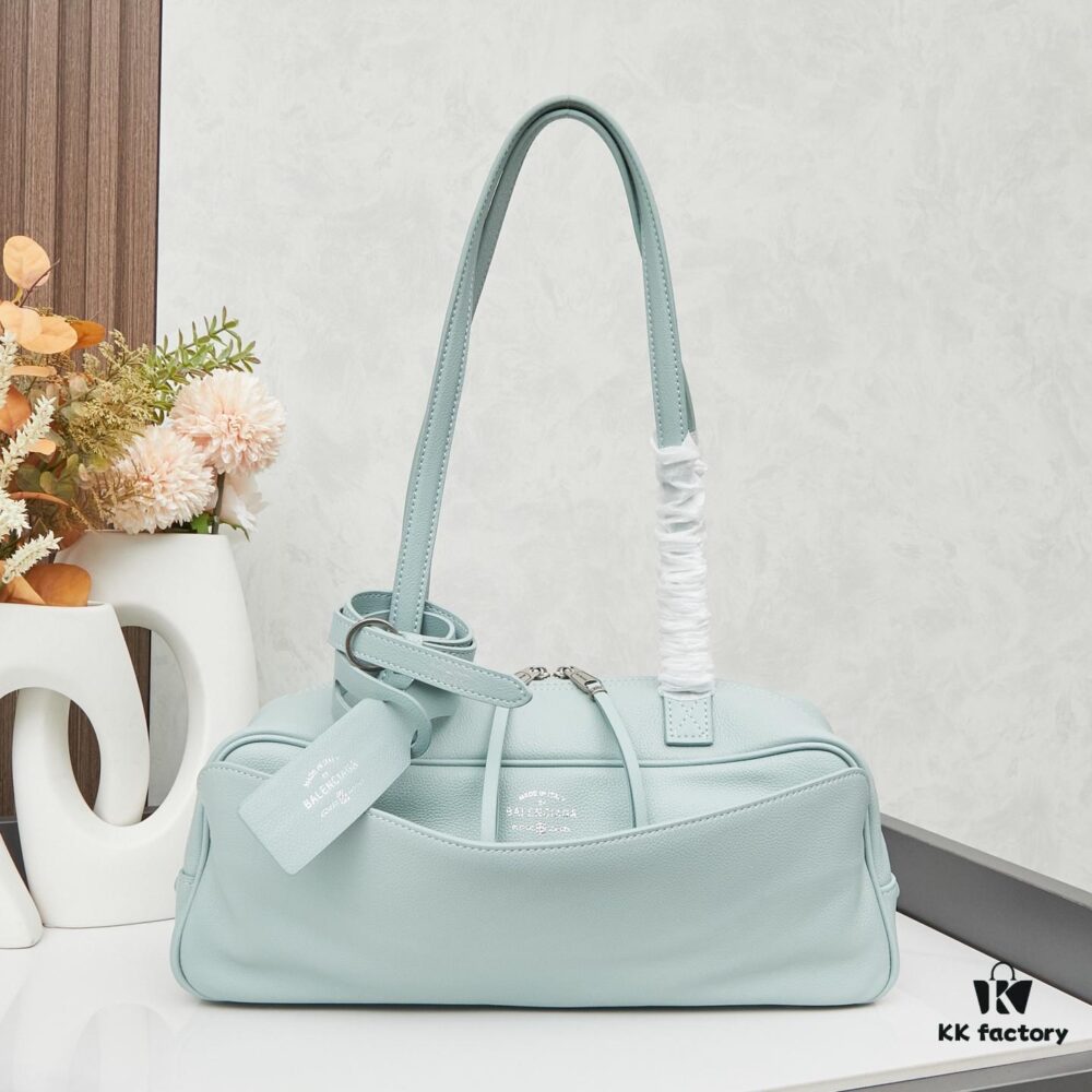 Small Size 💰 Balenciaga—Carrie Bowling Bag 🎳