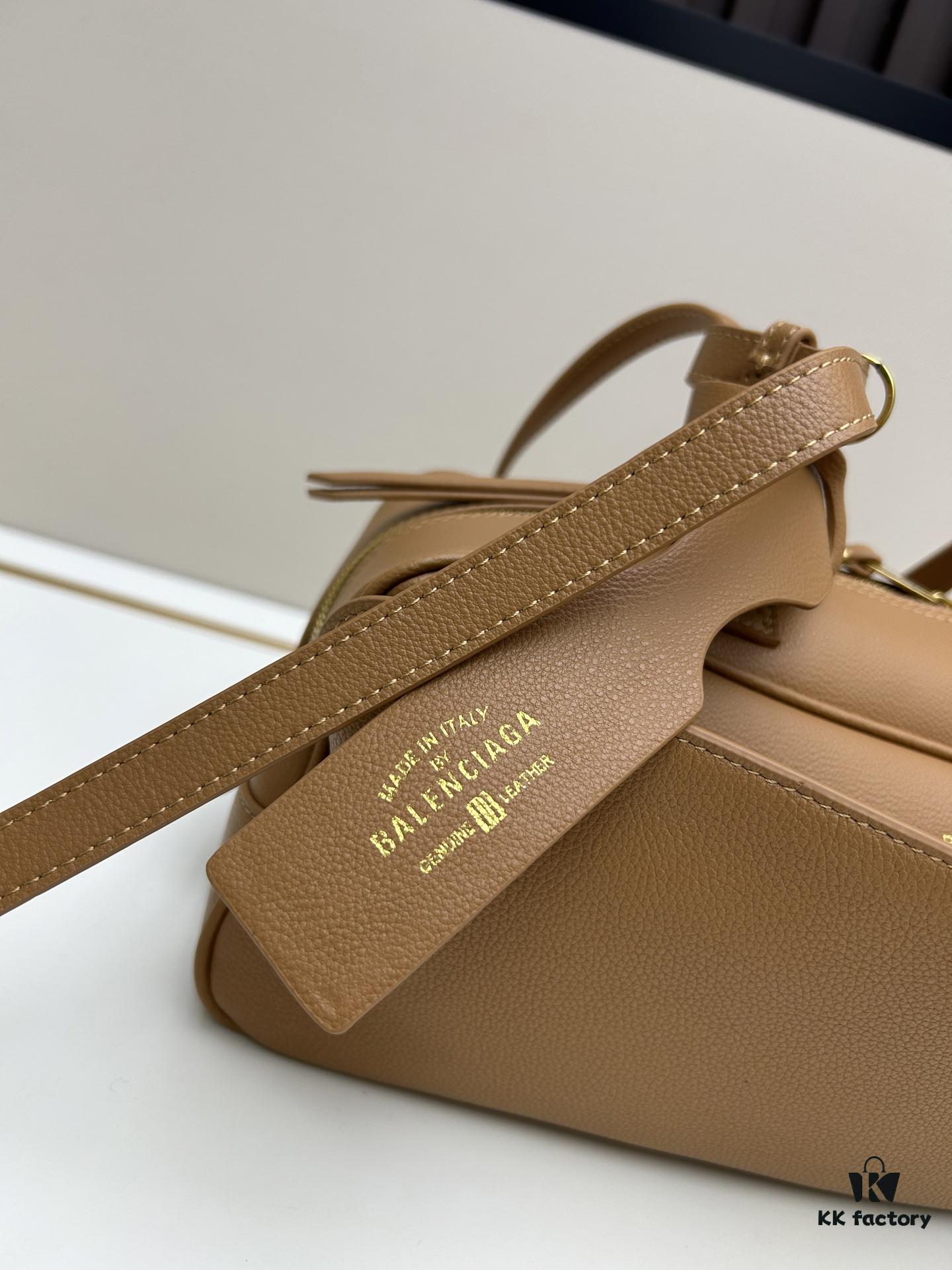 Gift Box Included 🎁, Balenciaga 30.9X11.9X11.9cm Genuine Leather Tote Bag, 2025 New Arrival Niche Style, Must-Have for Early Risers 🛍️