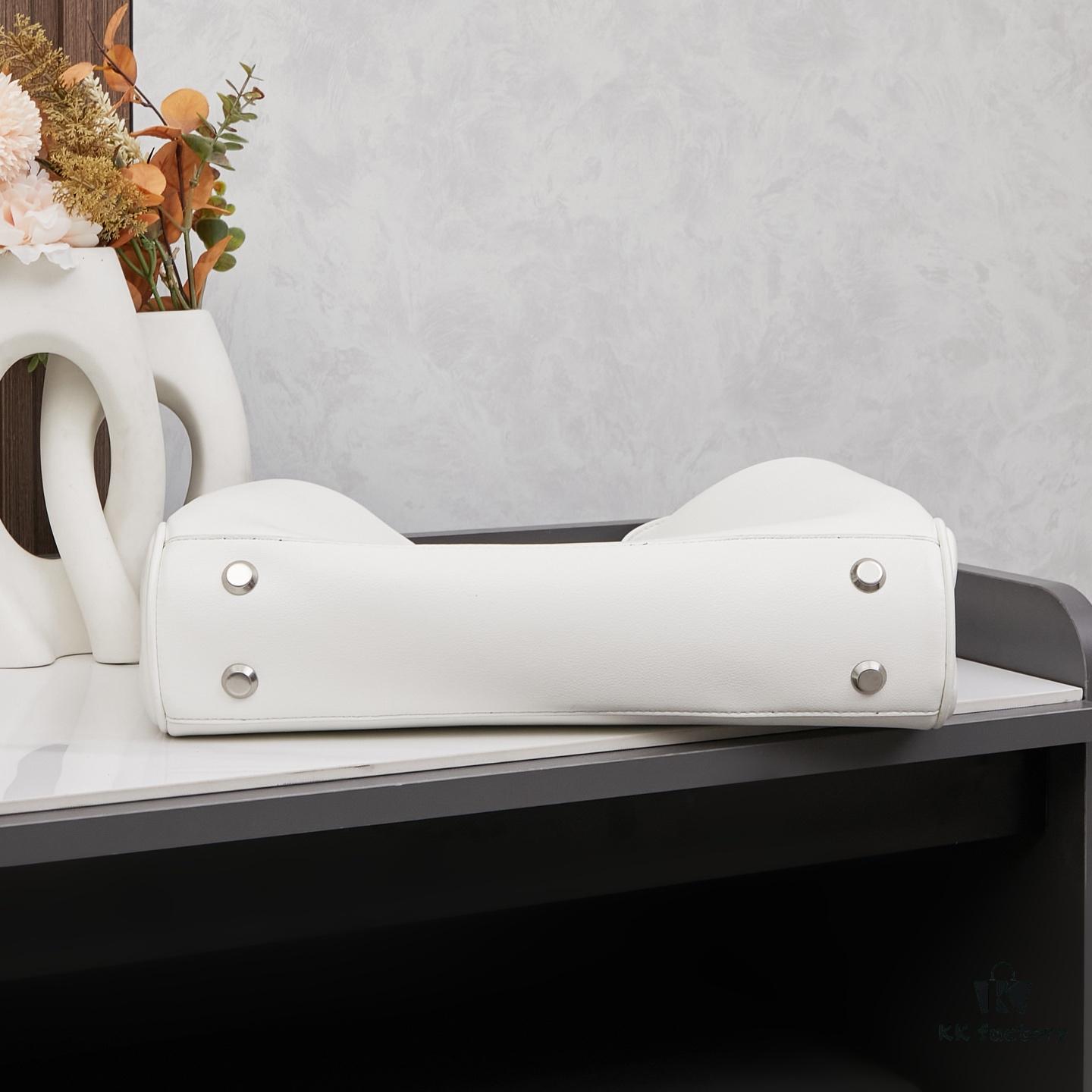 Balenciaga Rodeo Series with Box - Luxurious and Versatile Design