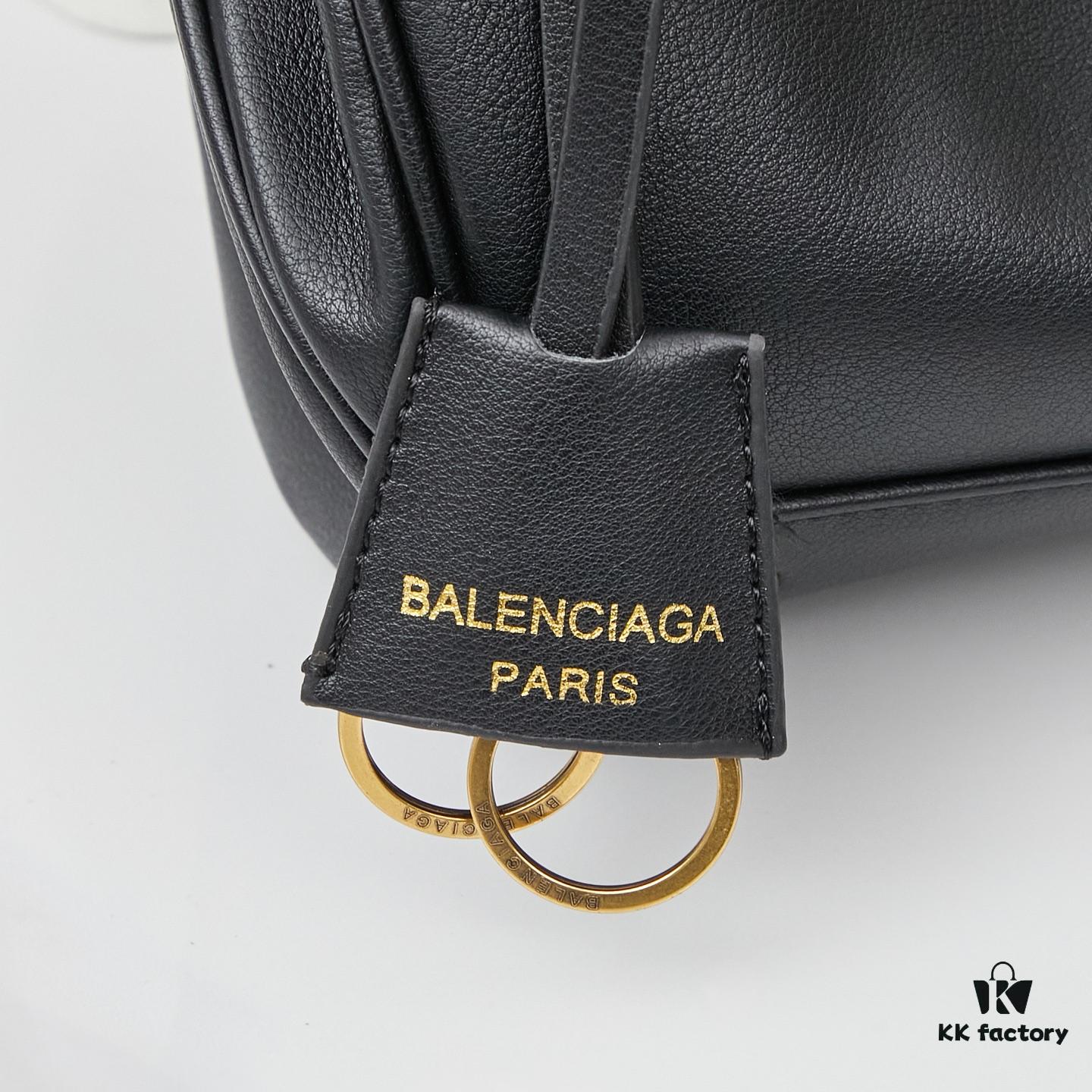 Small Rodeo Bag in Smooth Black Calfskin with Box | BALENCIAGA Paris