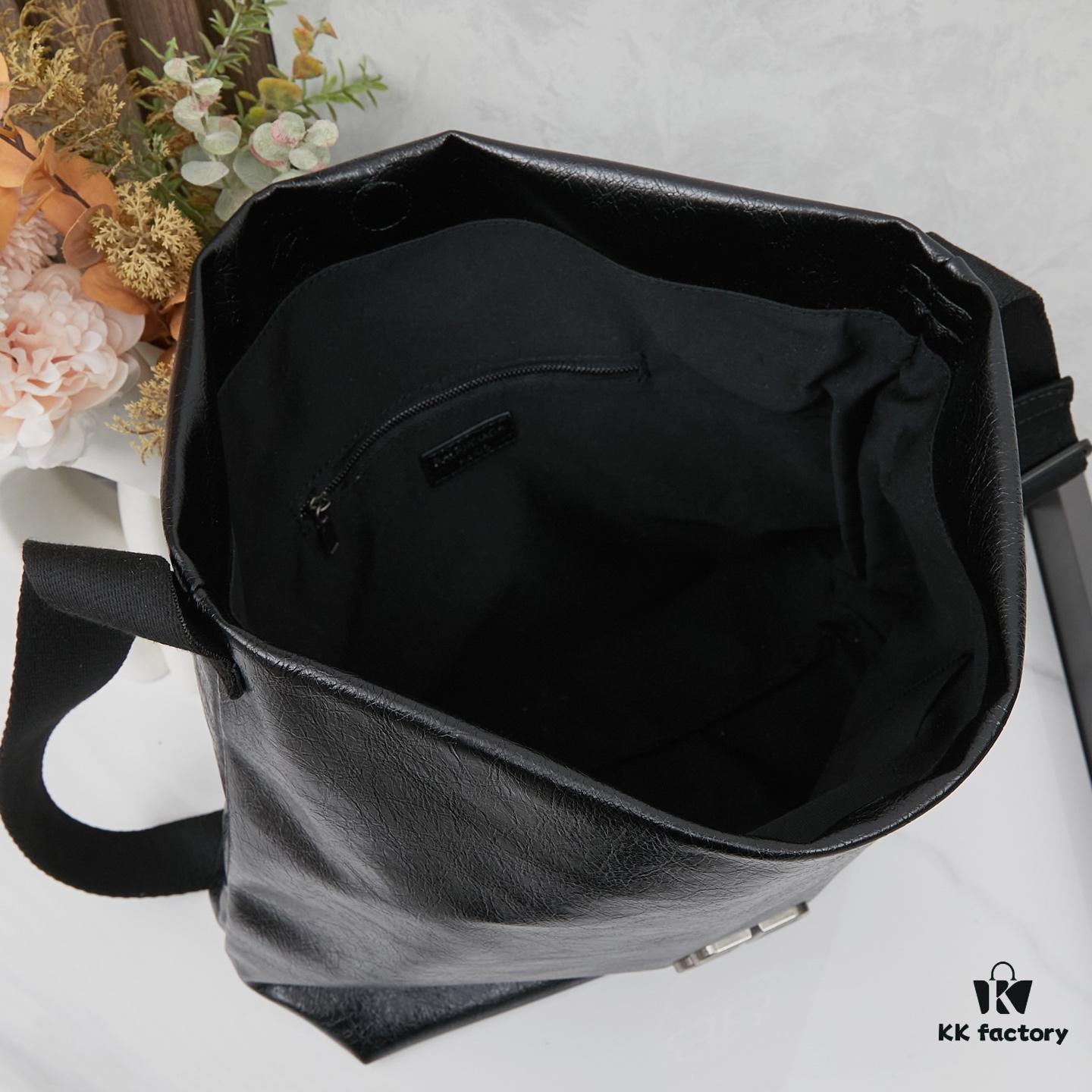 Balenciaga Monaco Medium Hobo Bag