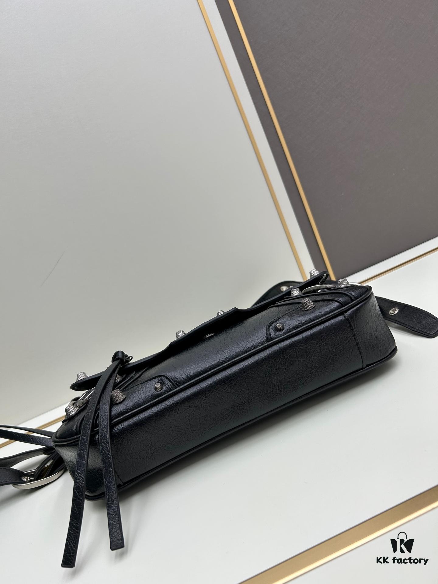 Balenciaga Le Cagole Series New Sling Bag - French Bag Style, Practical Design, Italian Imported Leather