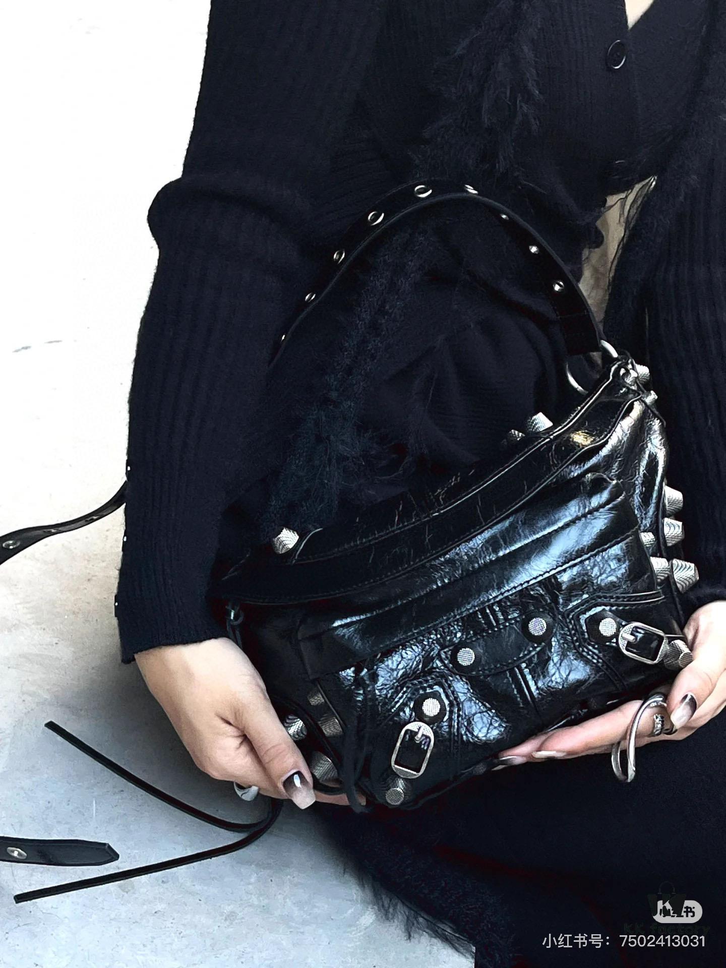 Balenciaga LE CAGOLE MEDIUM BUM BAG IN BLACK TEXTURED LAMB LEATHER