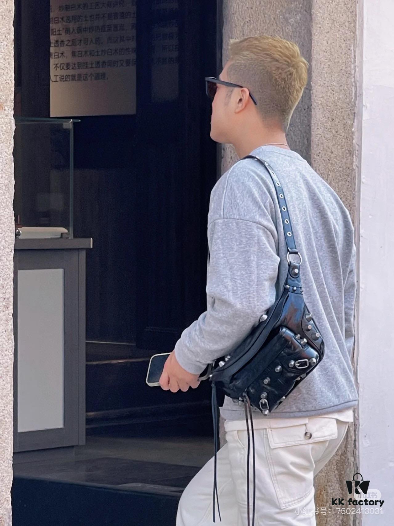 Balenciaga LE CAGOLE MEDIUM BUM BAG IN BLACK TEXTURED LAMB LEATHER